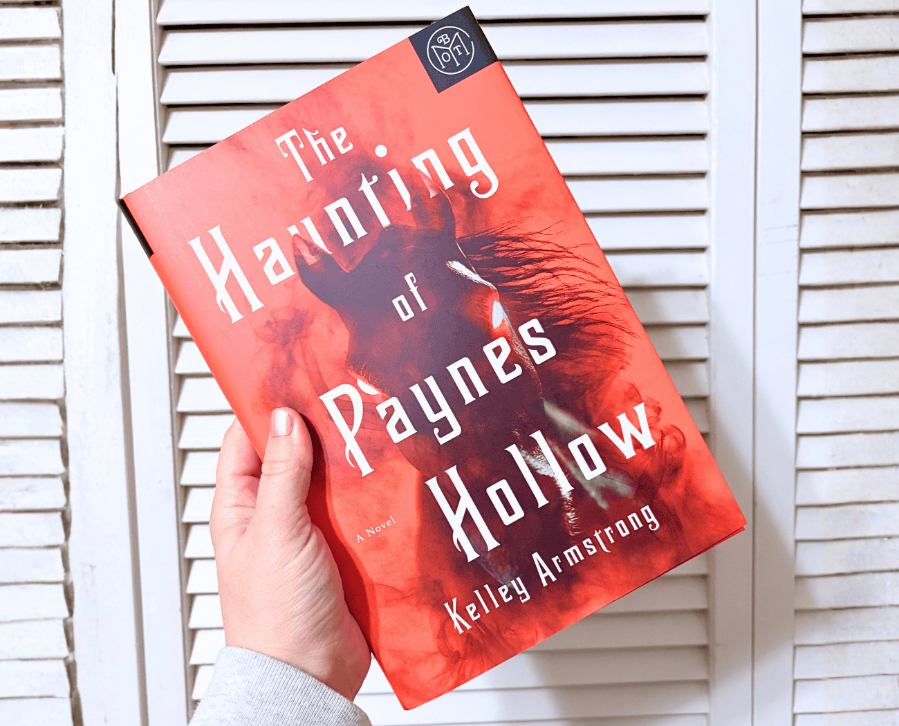 Book Review: The Haunting of Paynes Hollow by Kelley Armstrong