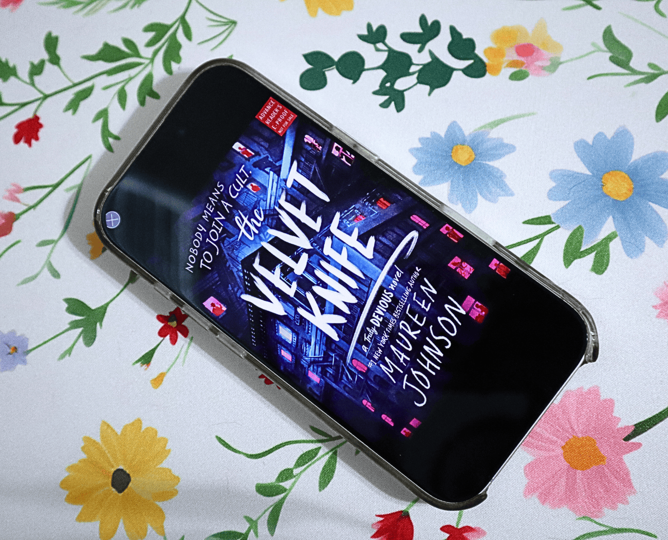 Book Review: The Velvet Knife by Maureen Johnson
